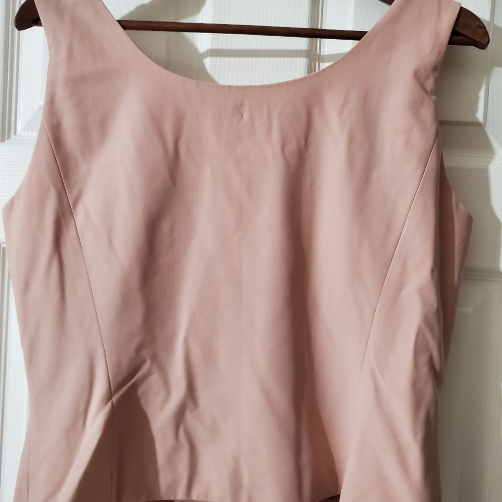 Tahari top light mauve color side sipper. Like new